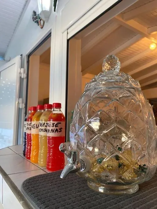 Ti Poz An Ba Mango La Villa Sainte-Anne